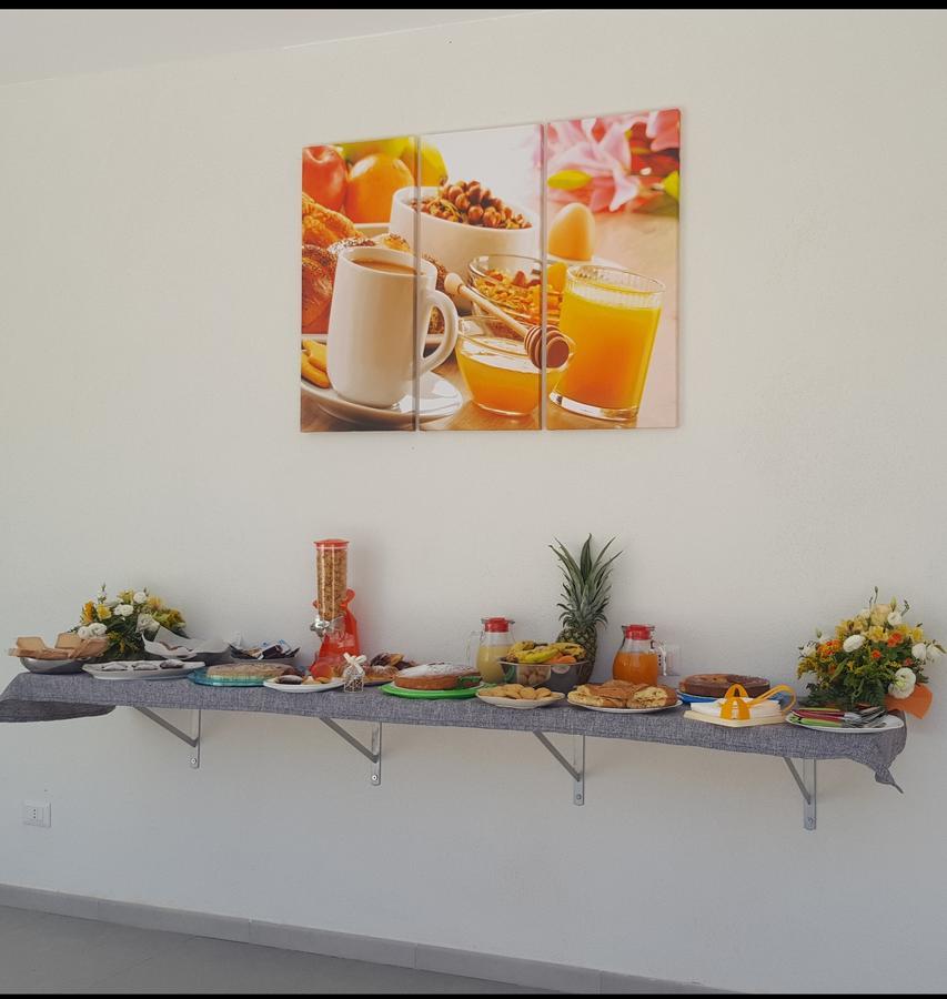 カステッルッツォ L'Isola Del Sole Bed & Breakfast エクステリア 写真