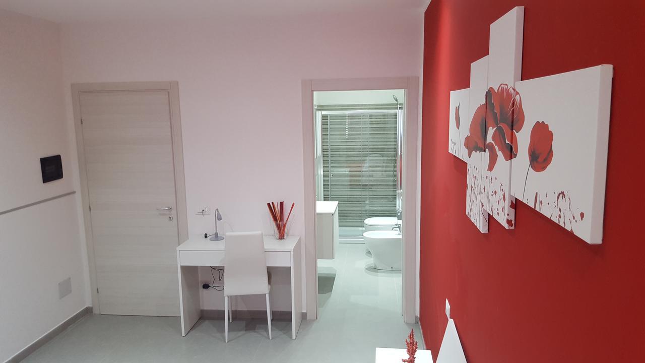 カステッルッツォ L'Isola Del Sole Bed & Breakfast エクステリア 写真